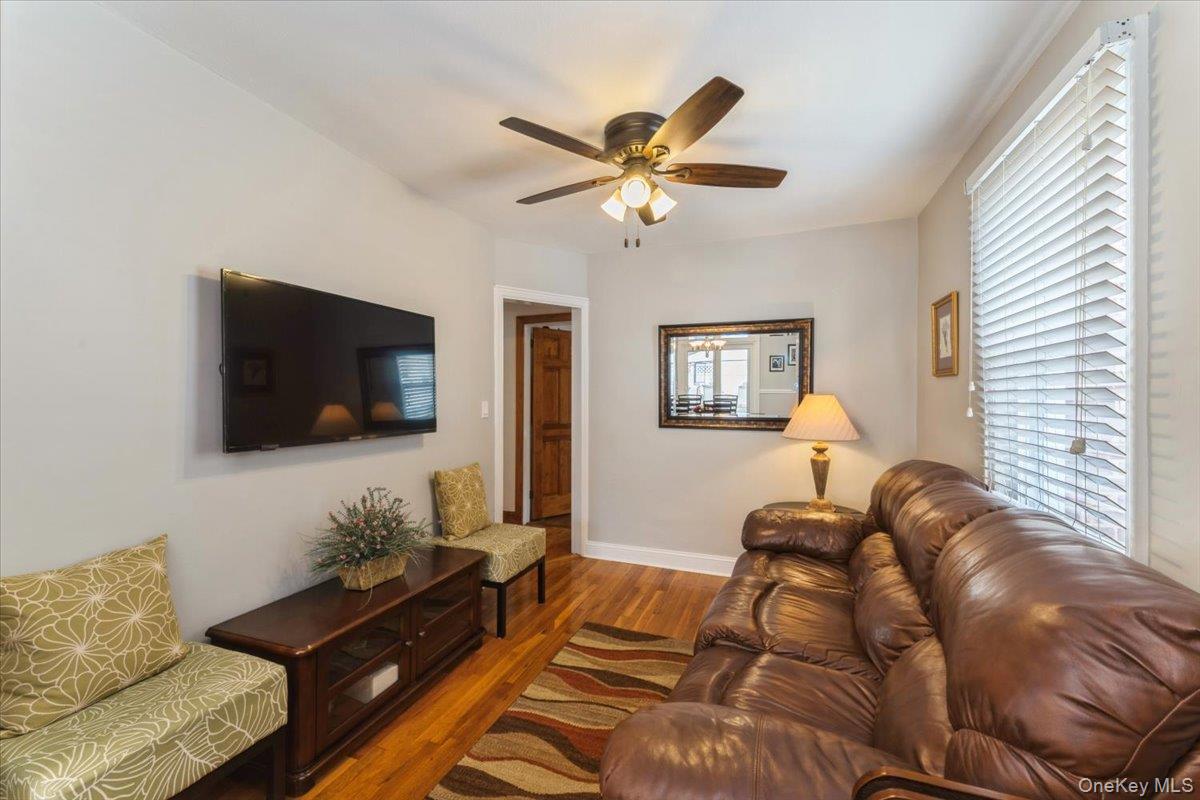 1116 Theodora Street, Franklin Square, NY 11010