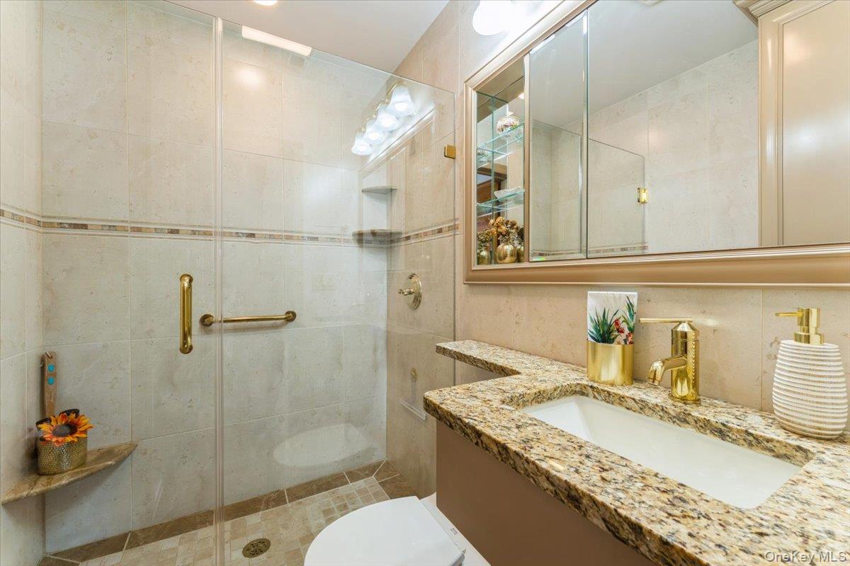 1116 Theodora Street, Franklin Square, NY 11010