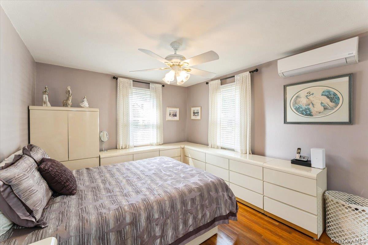 1116 Theodora Street, Franklin Square, NY 11010