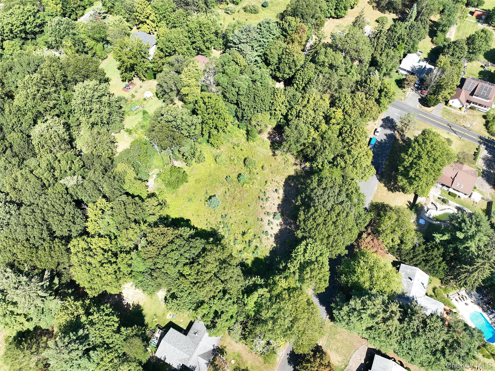 6 Bellows Lane, Monsey, NY 10952