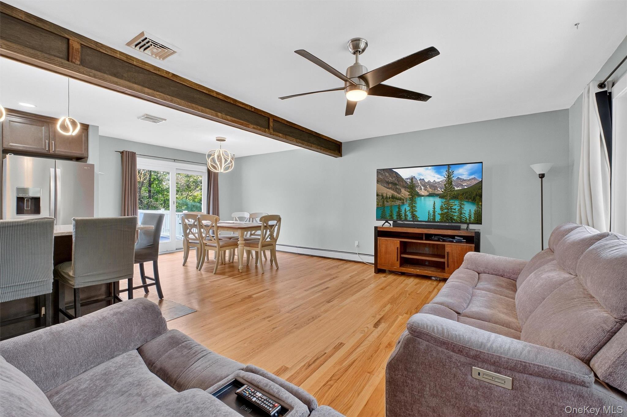 43 Mandalay Drive, Poughkeepsie, NY 12603