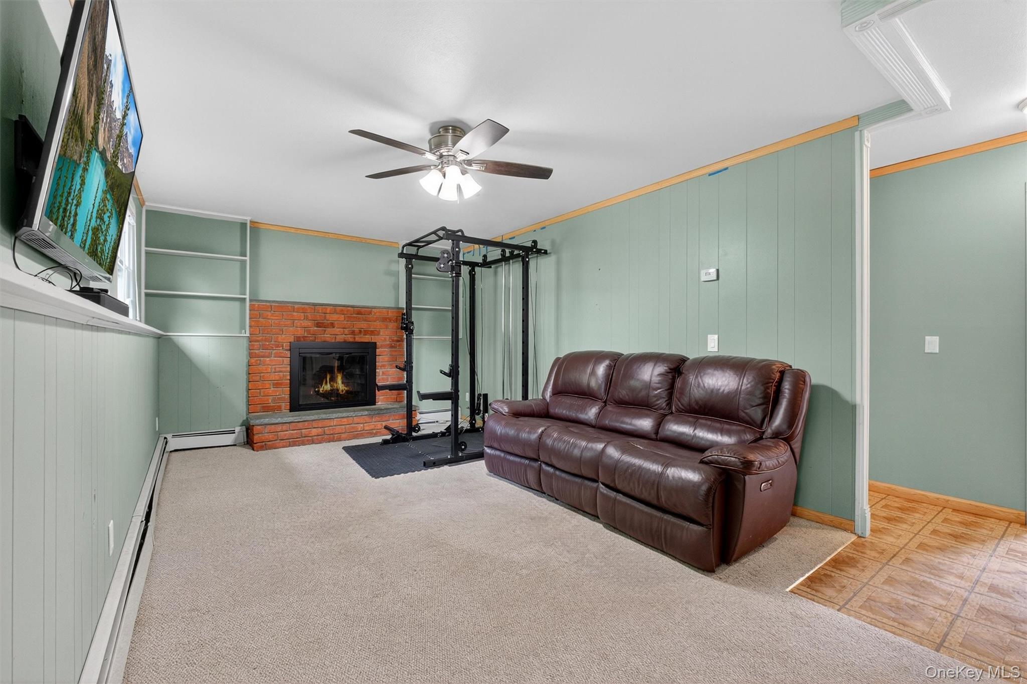 43 Mandalay Drive, Poughkeepsie, NY 12603