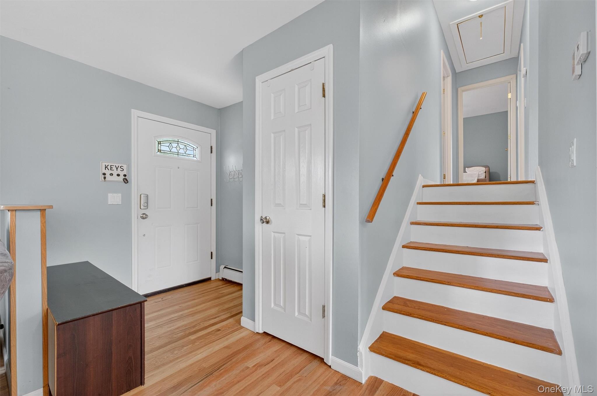 43 Mandalay Drive, Poughkeepsie, NY 12603