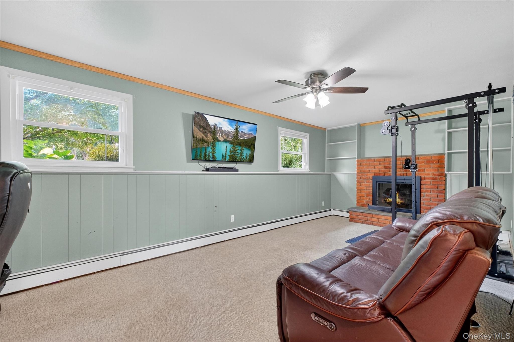 43 Mandalay Drive, Poughkeepsie, NY 12603