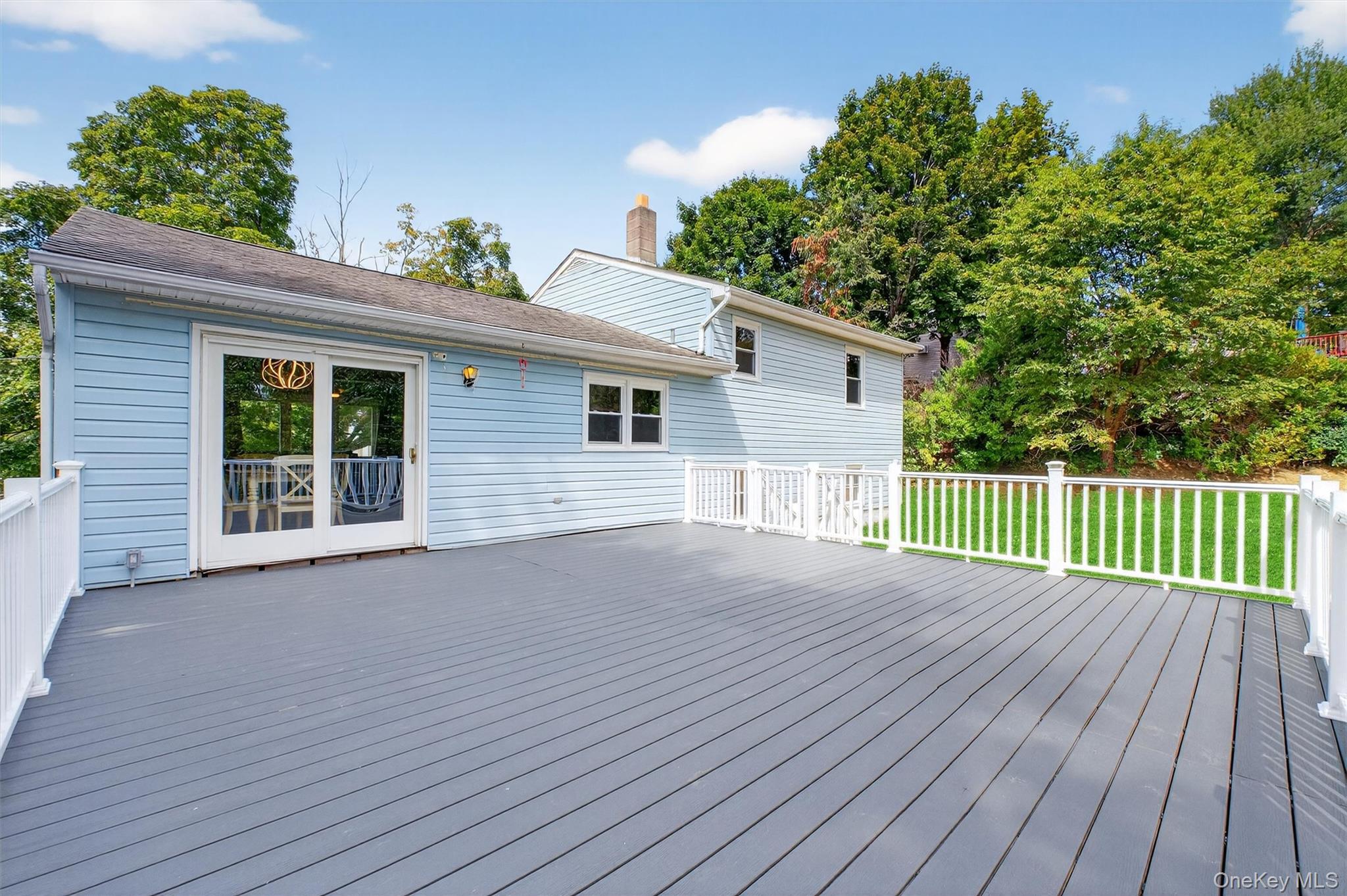 43 Mandalay Drive, Poughkeepsie, NY 12603