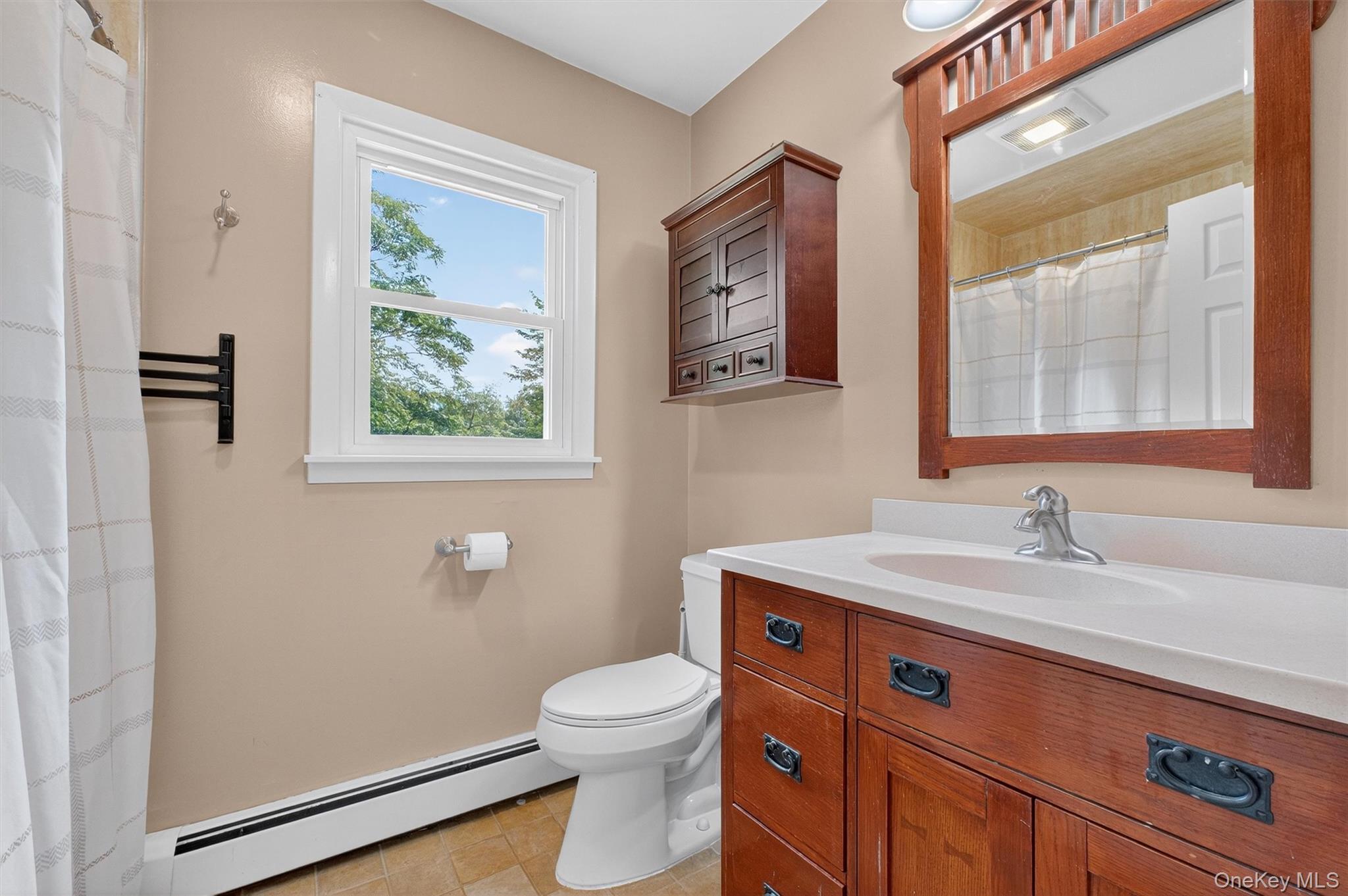 43 Mandalay Drive, Poughkeepsie, NY 12603