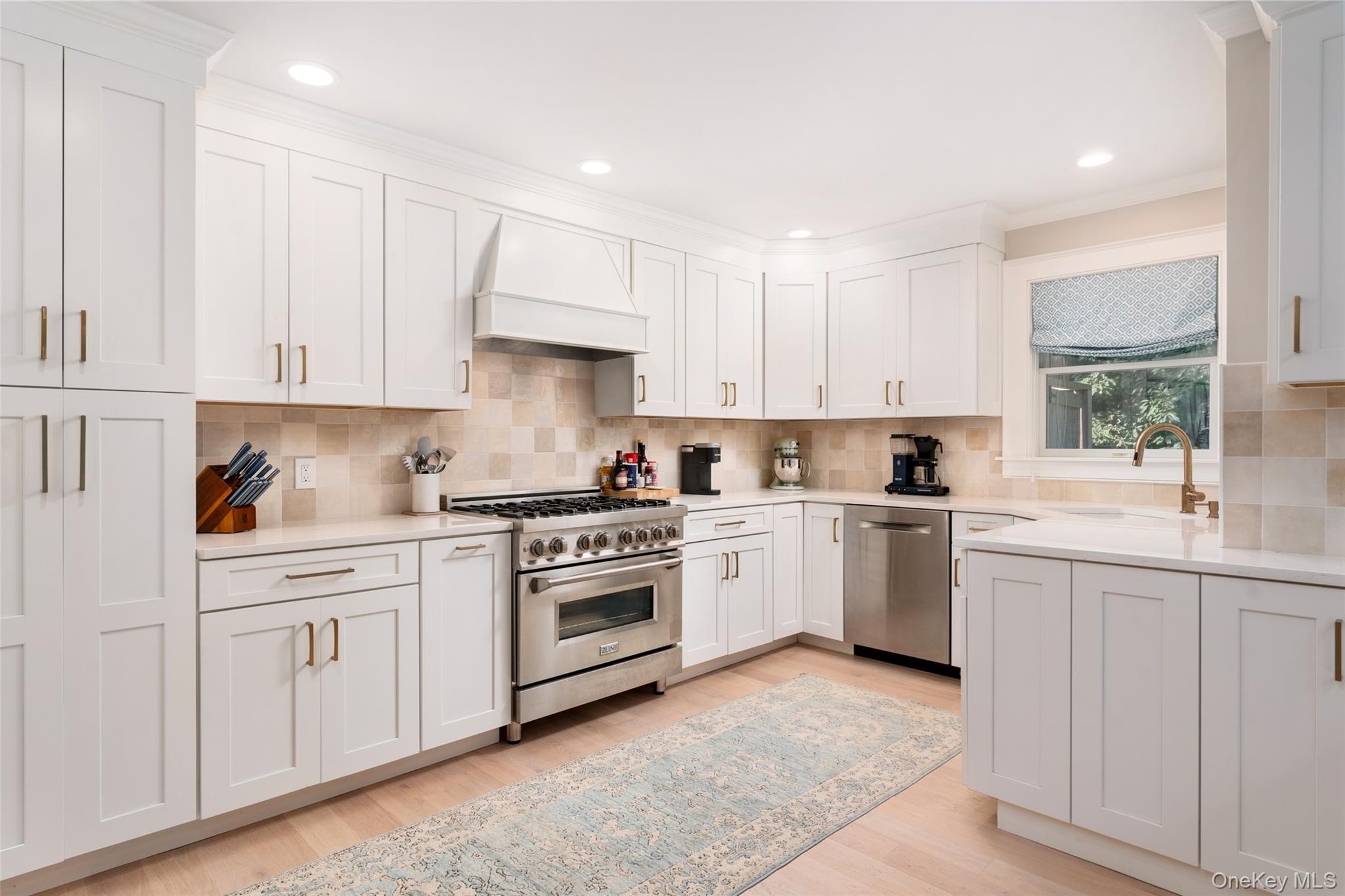 2 Musket Lane, East Hampton, NY 11937