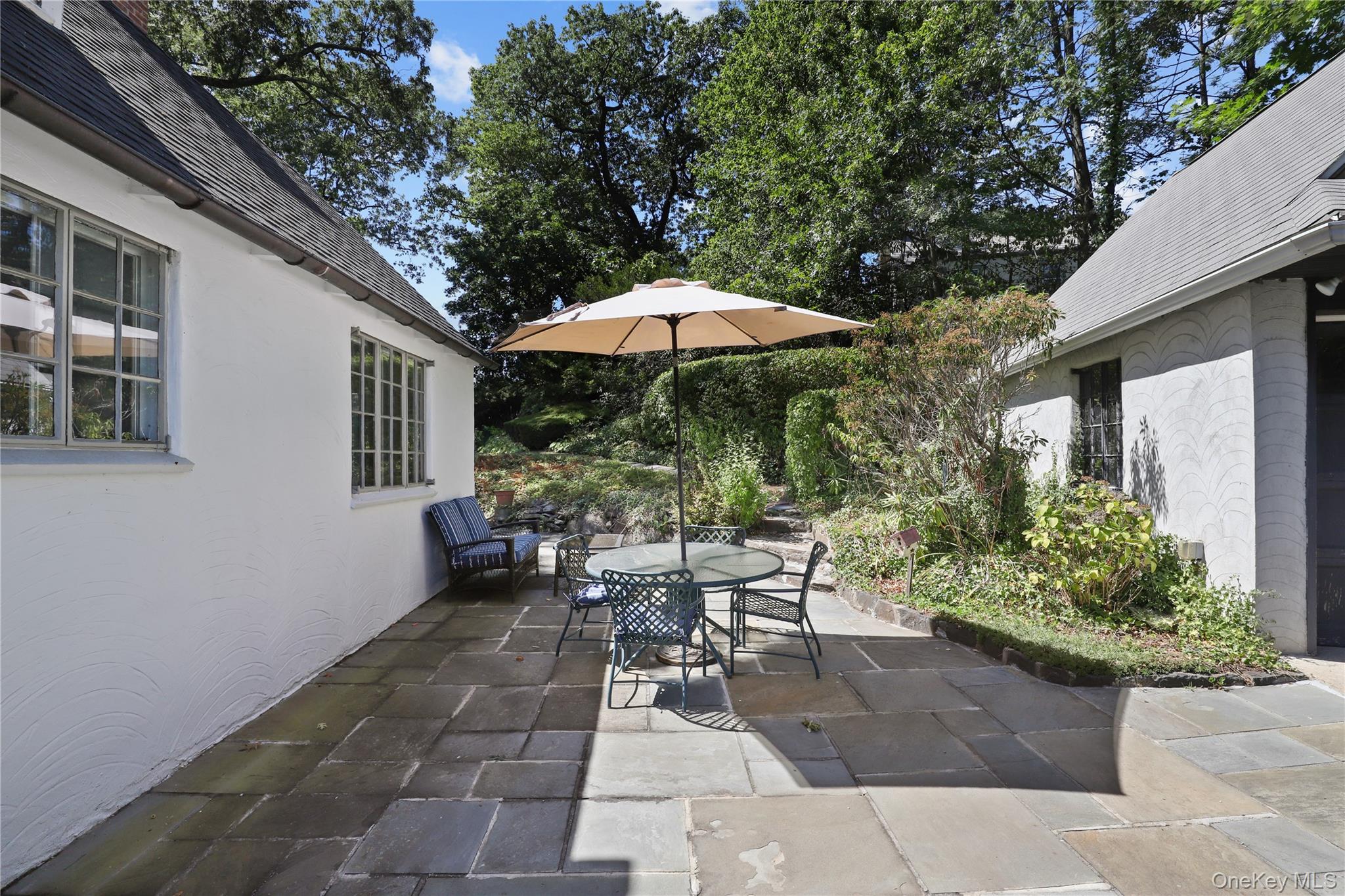 11 aka 15 Bobolink Road, Yonkers, NY 10701