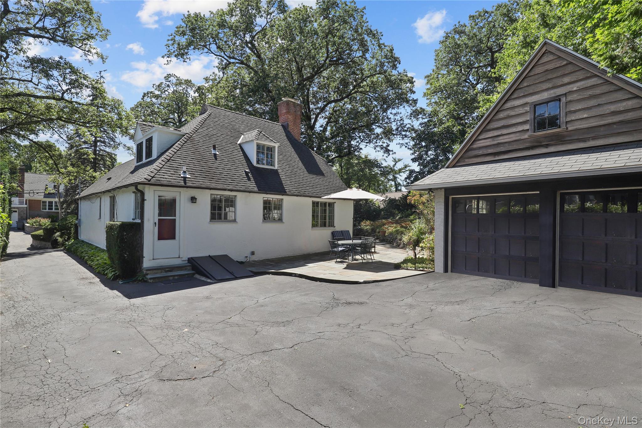 11 aka 15 Bobolink Road, Yonkers, NY 10701