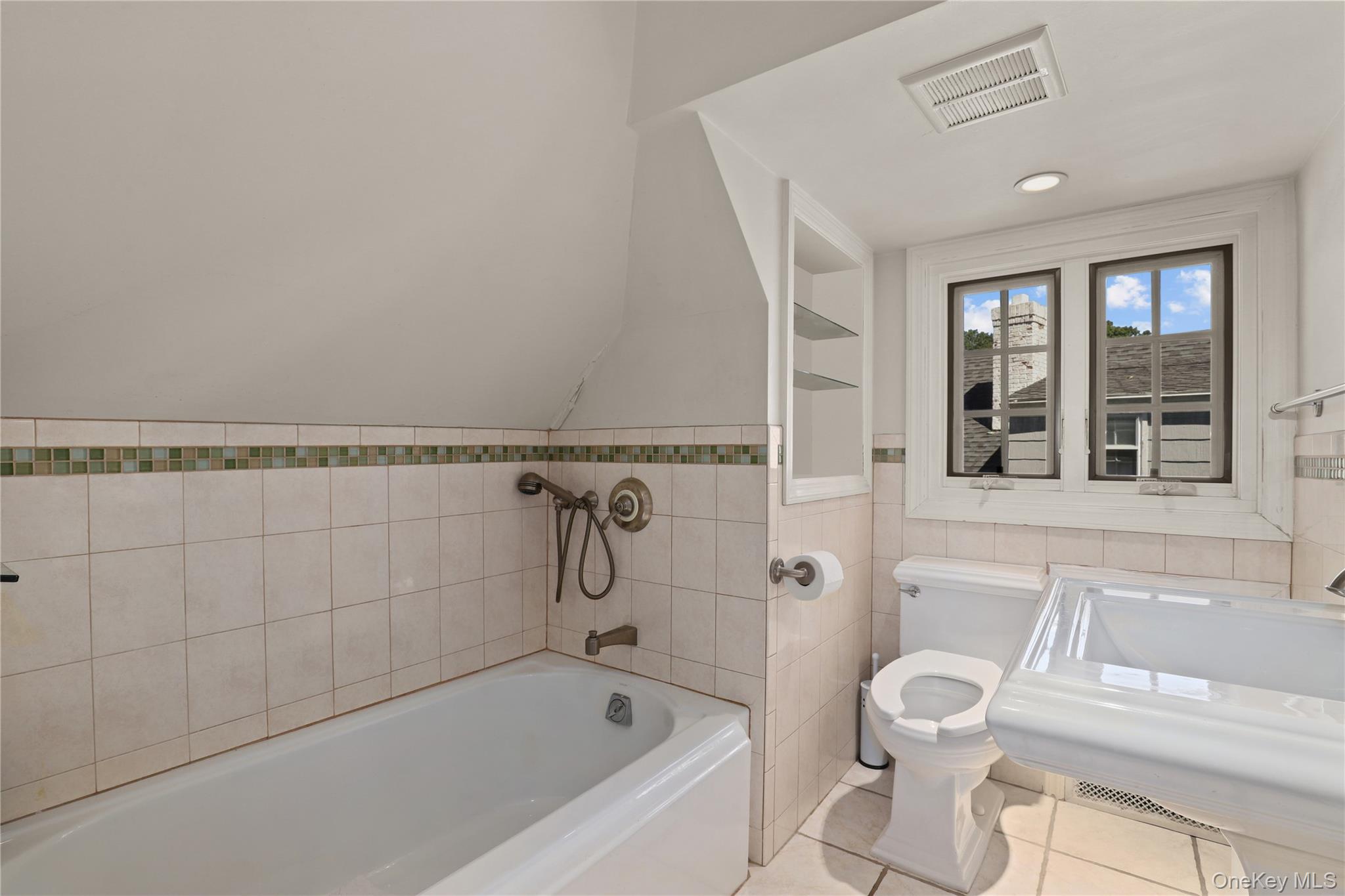 11 aka 15 Bobolink Road, Yonkers, NY 10701