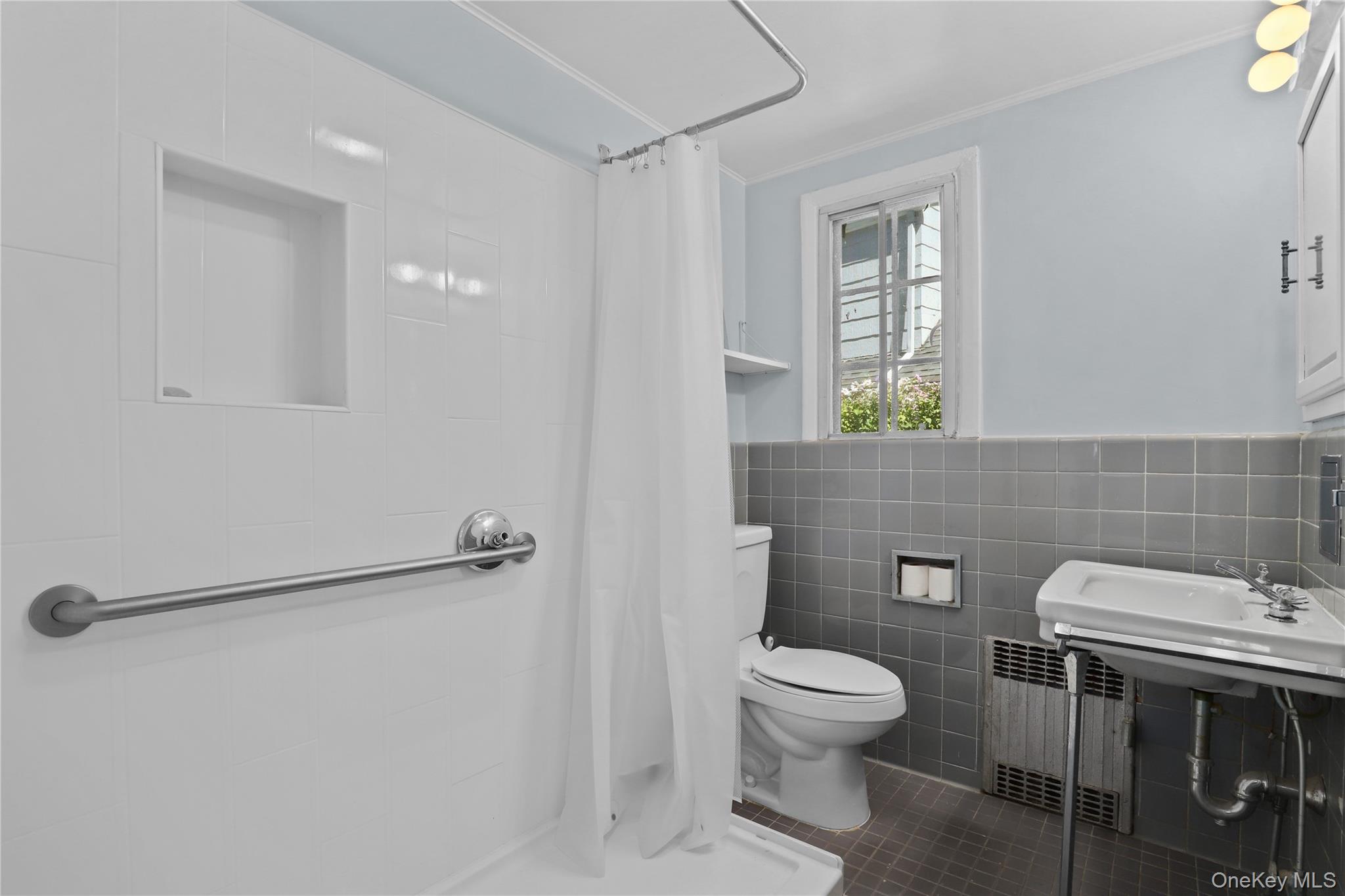 11 aka 15 Bobolink Road, Yonkers, NY 10701