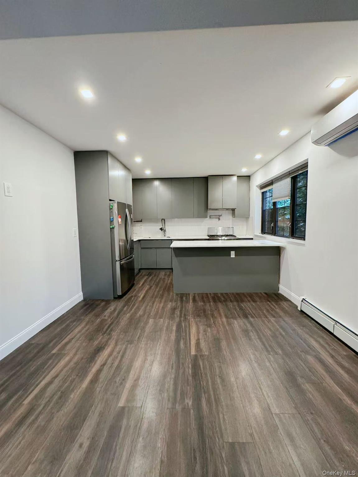 36-20 190 Street, Flushing, NY 11358