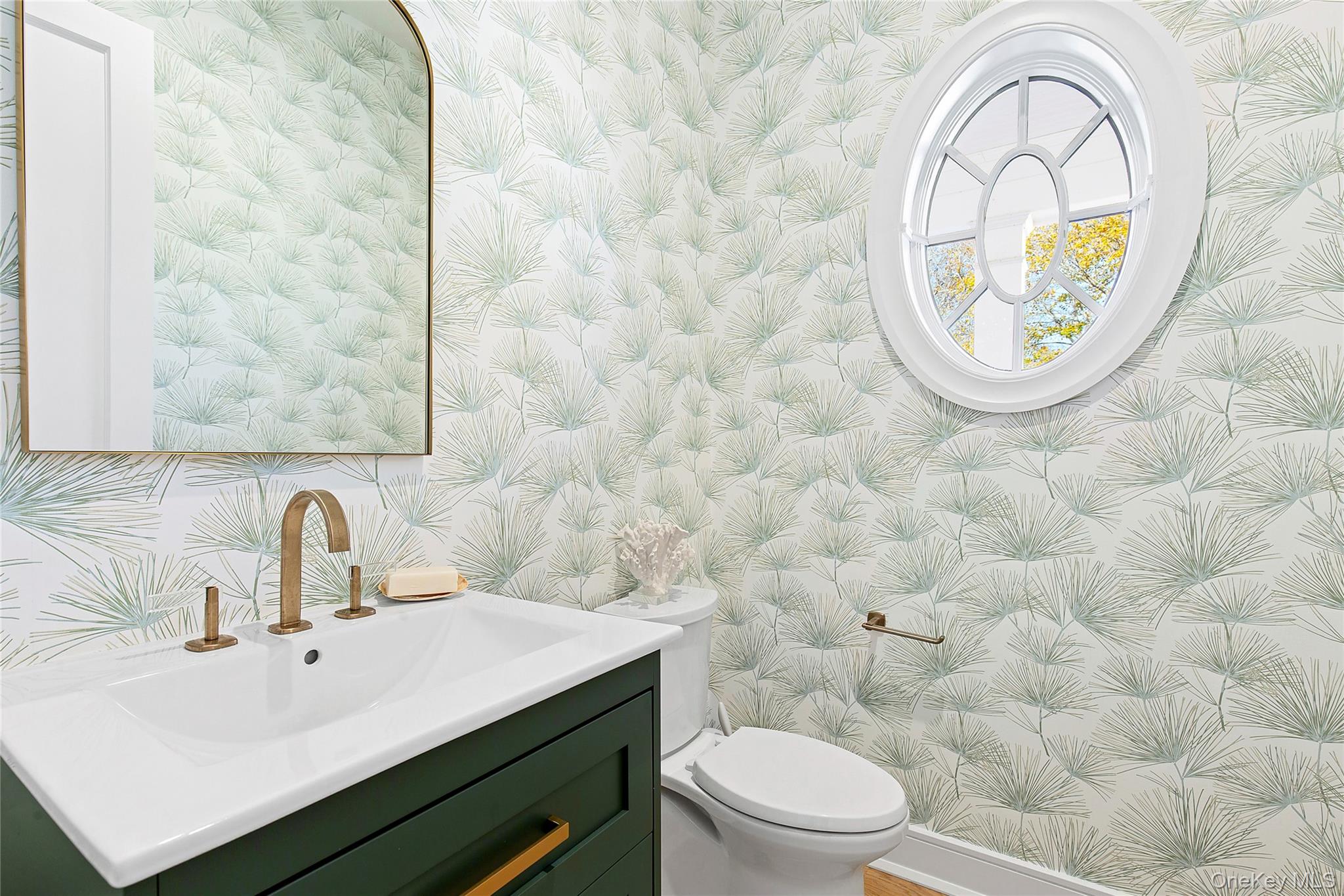 165 Oneck Lane, Westhampton Beach, NY 11978