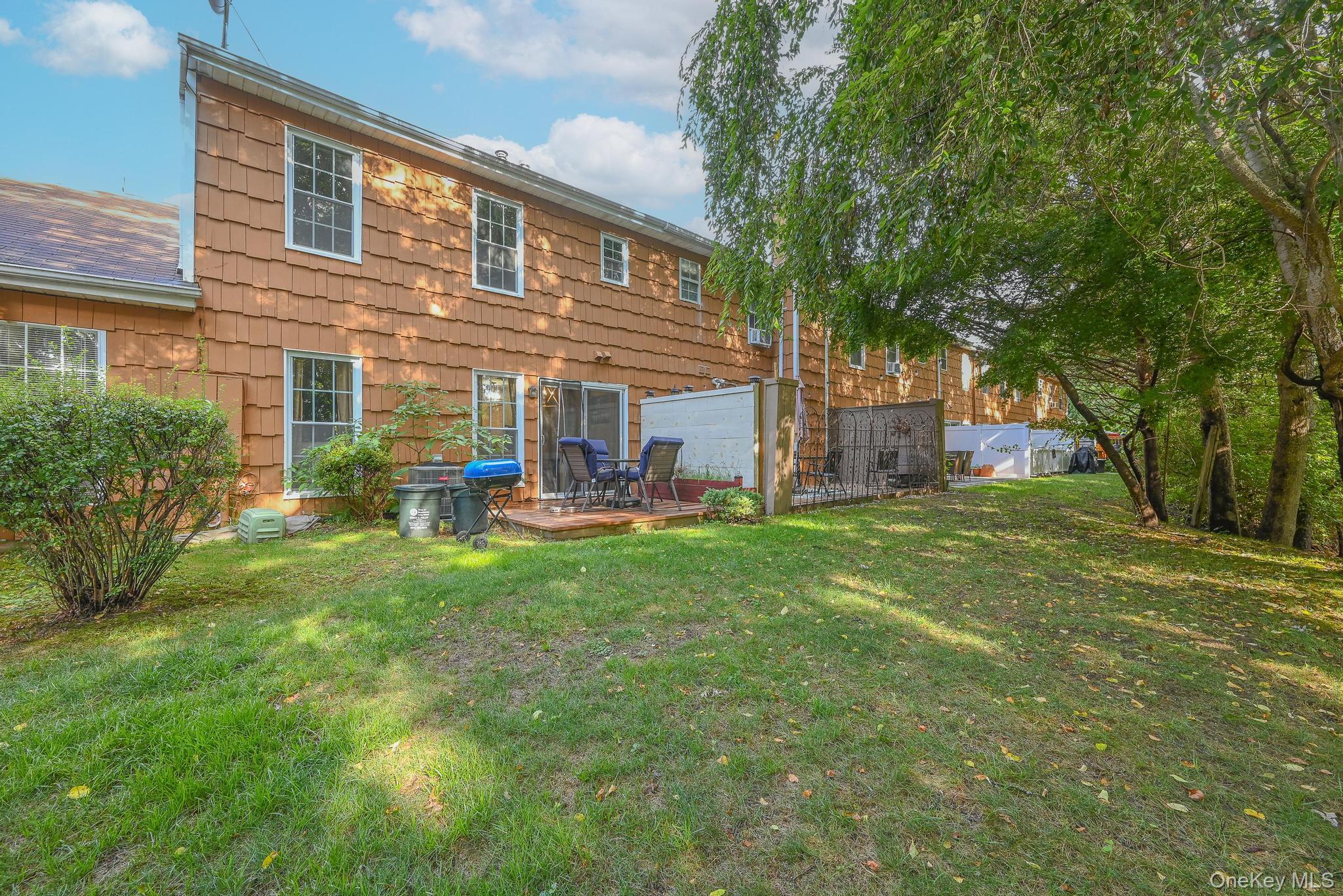 232 Ivy Meadow Court, Middle Island, NY 11953
