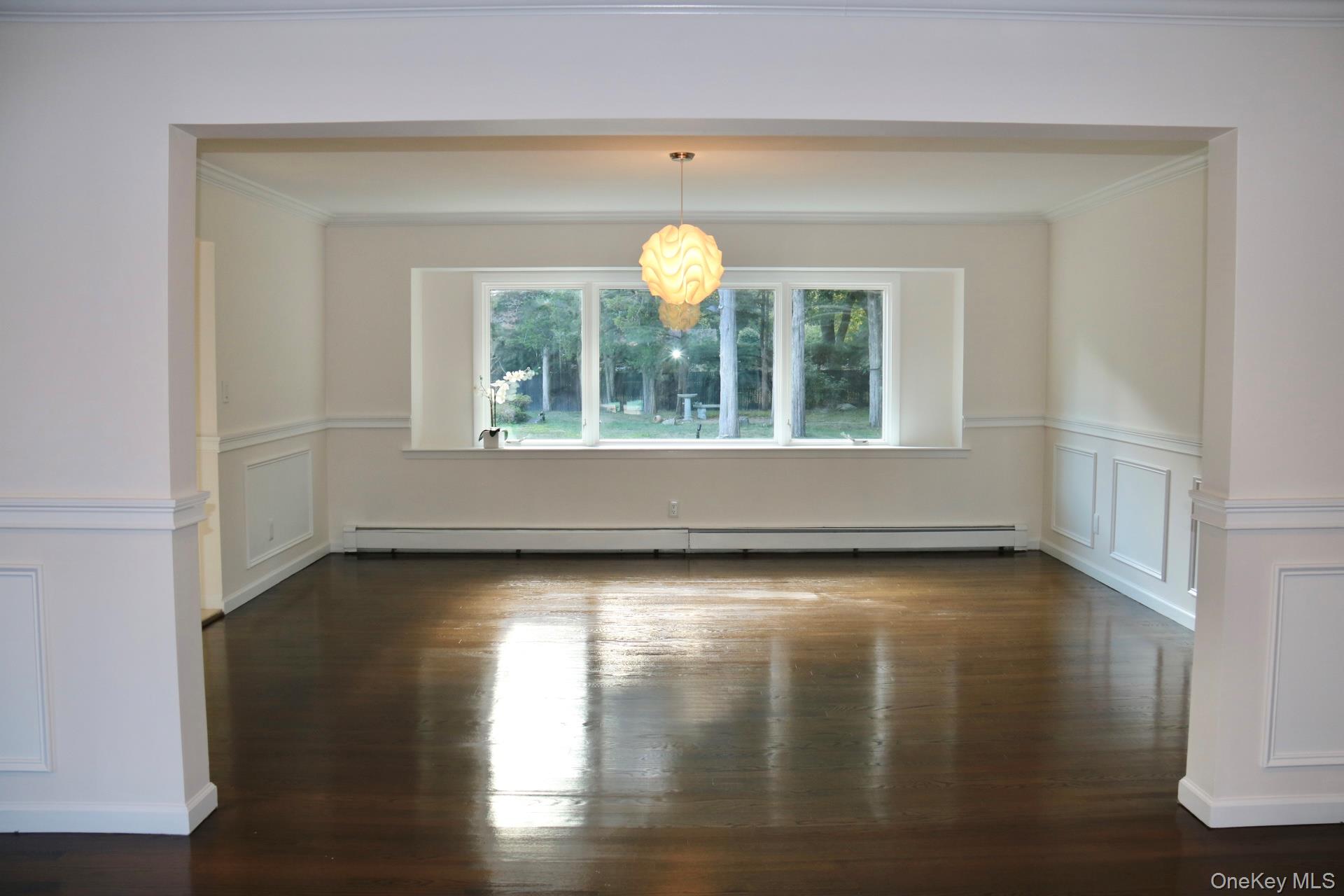 10 Cedarfield Terrace, Saint James, NY 11780