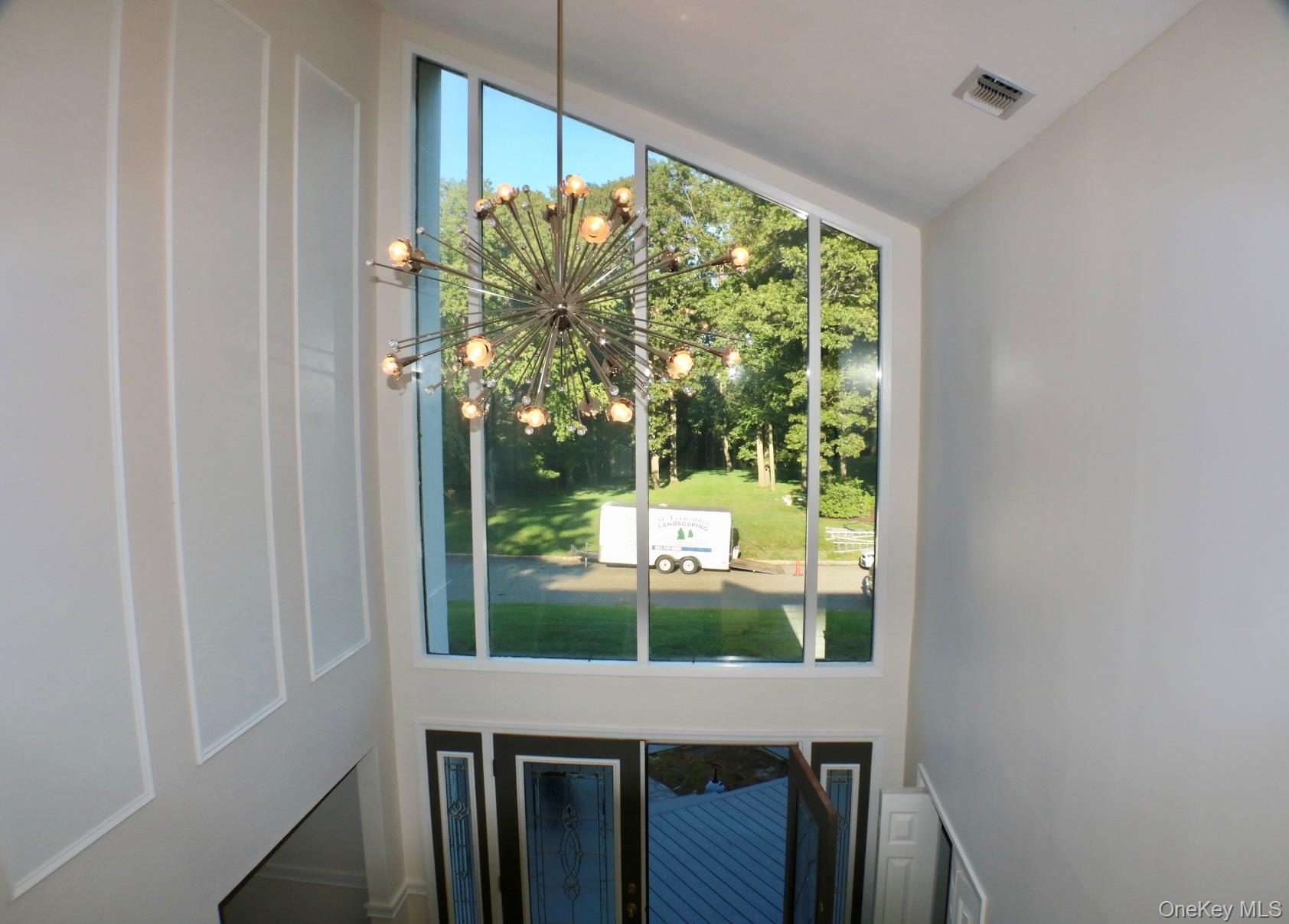 10 Cedarfield Terrace, Saint James, NY 11780