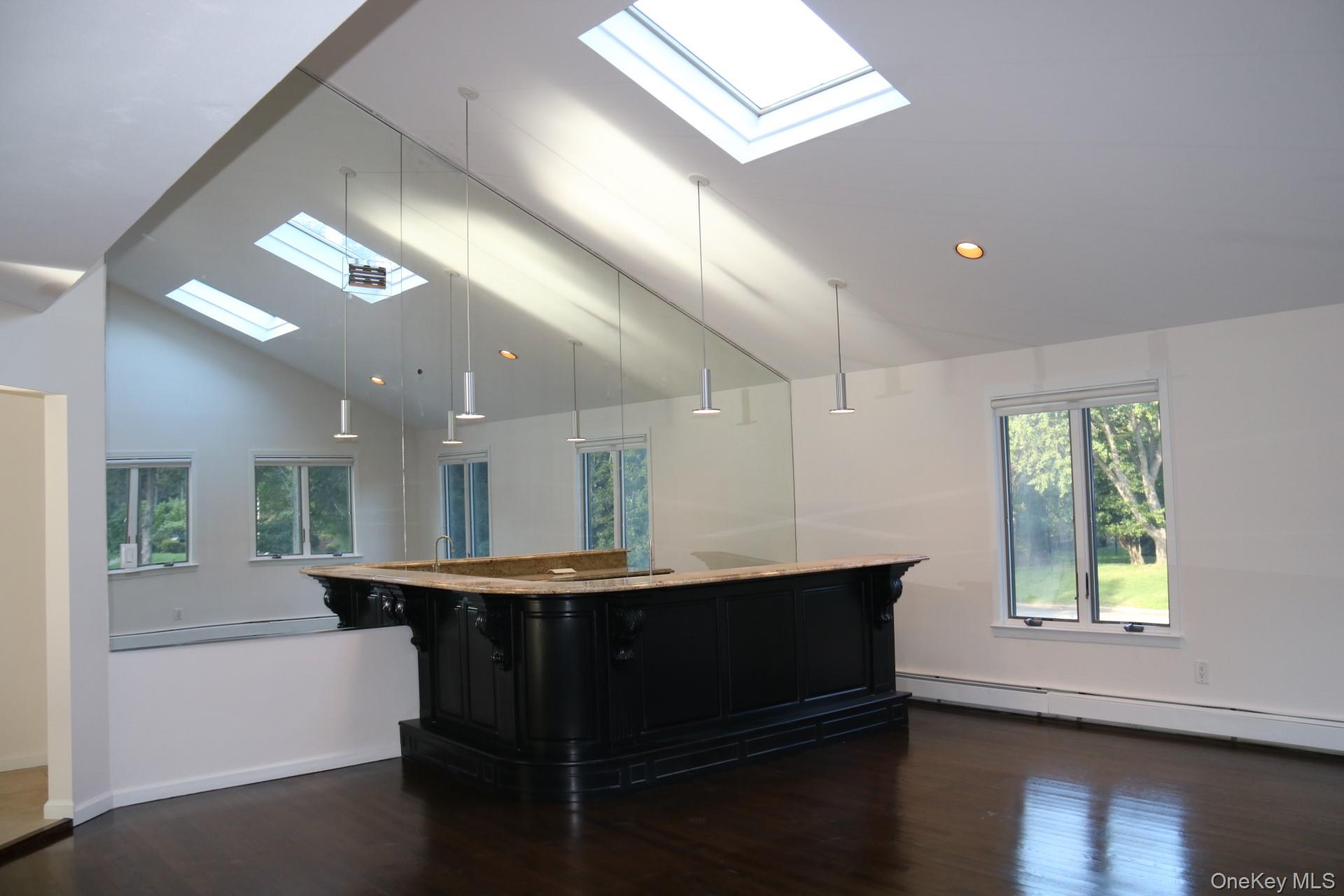 10 Cedarfield Terrace, Saint James, NY 11780