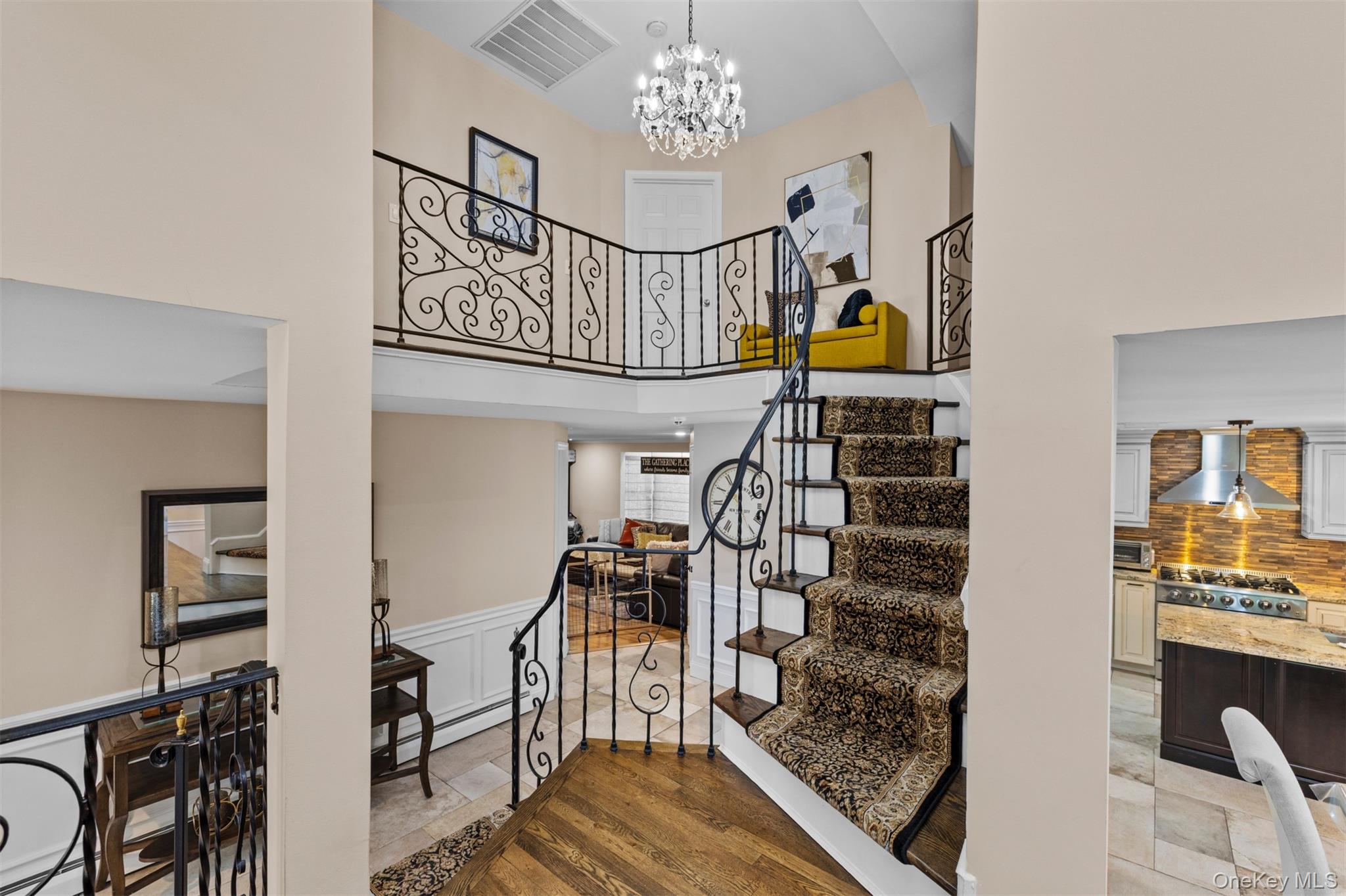 5 Brian Lane, East Northport, NY 11731