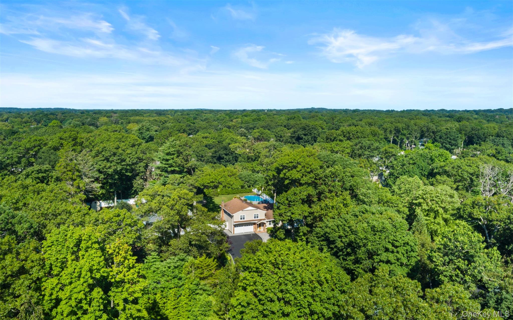 5 Brian Lane, East Northport, NY 11731