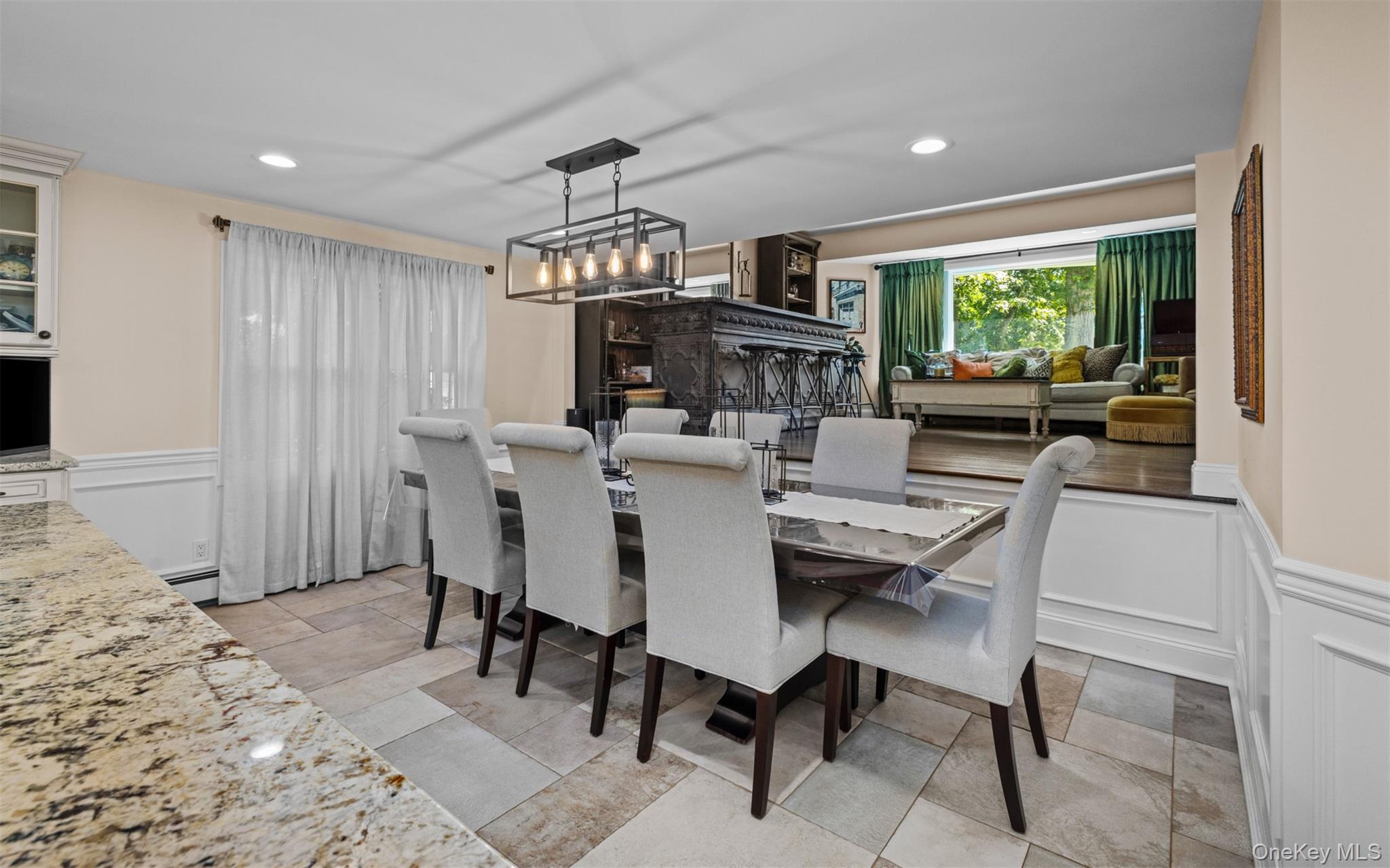 5 Brian Lane, East Northport, NY 11731