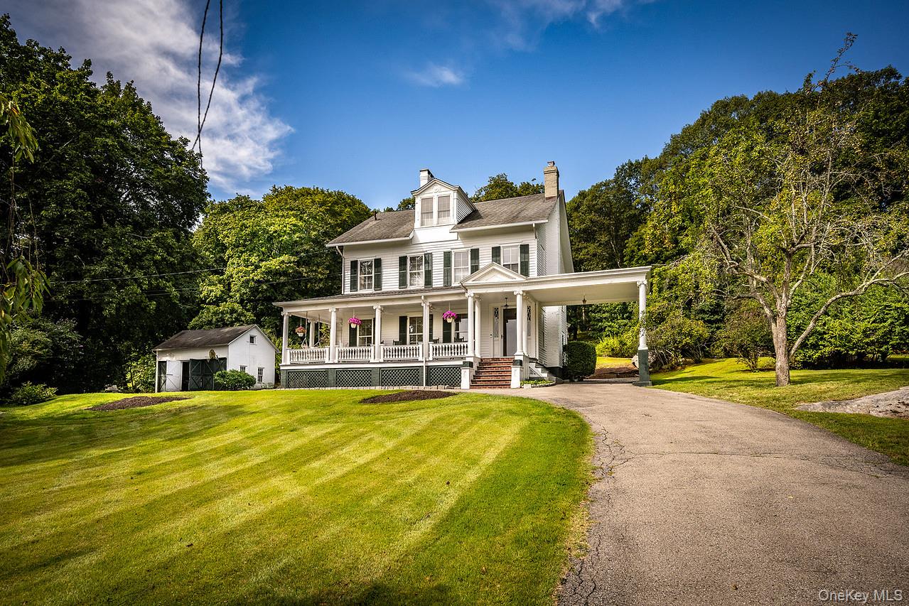 24 Sleepy Hollow Road, Briarcliff Manor, NY 10510