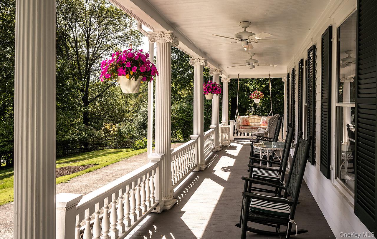 24 Sleepy Hollow Road, Briarcliff Manor, NY 10510