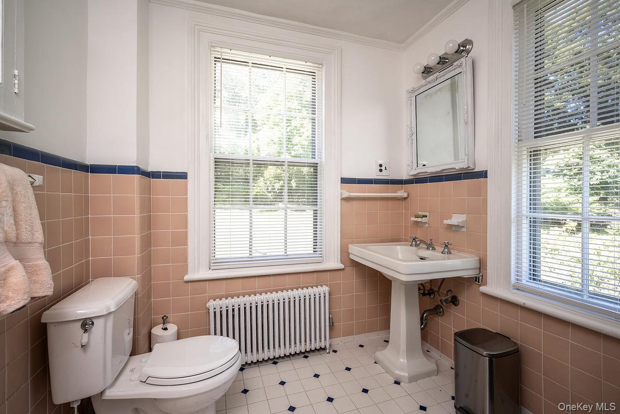 24 Sleepy Hollow Road, Briarcliff Manor, NY 10510