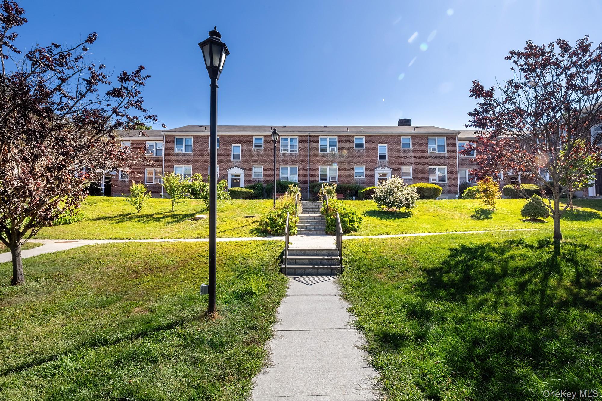 260 Church # 3E3, White Plains, NY 10603