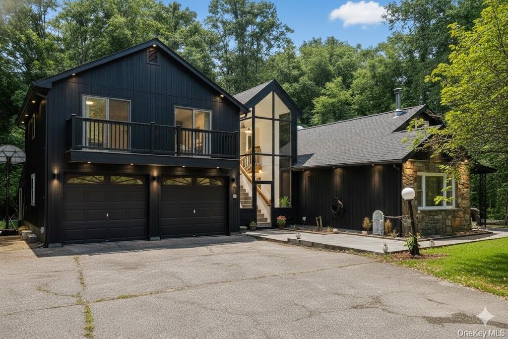 11 Hustis Road, Cold Spring, NY 10516