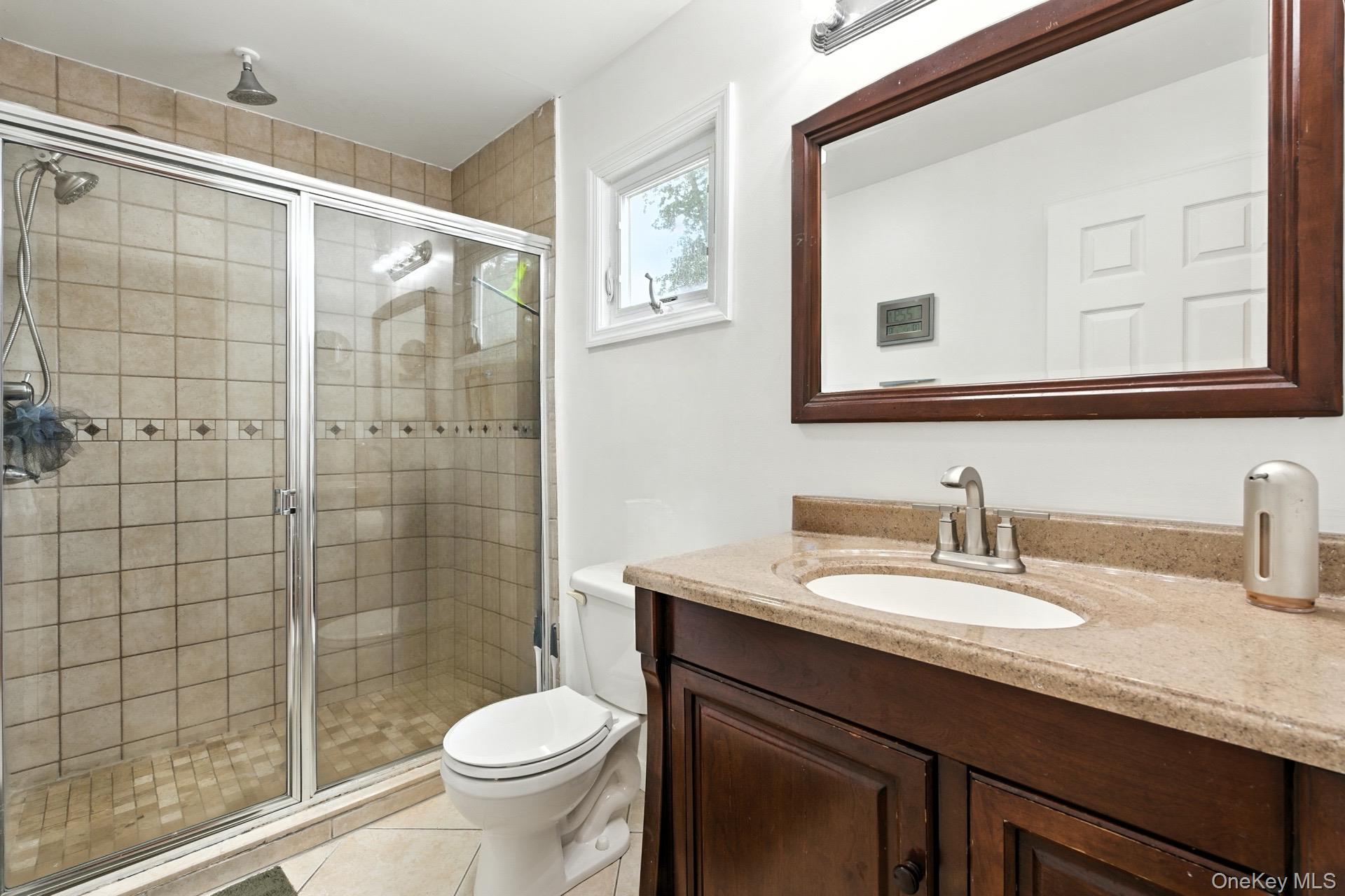 86 Riddle Street, Brentwood, NY 11717