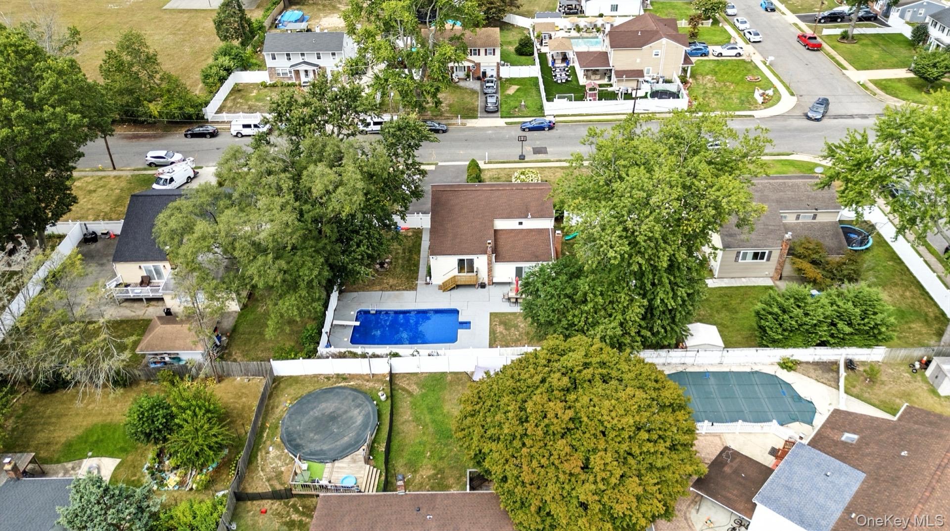 86 Riddle Street, Brentwood, NY 11717