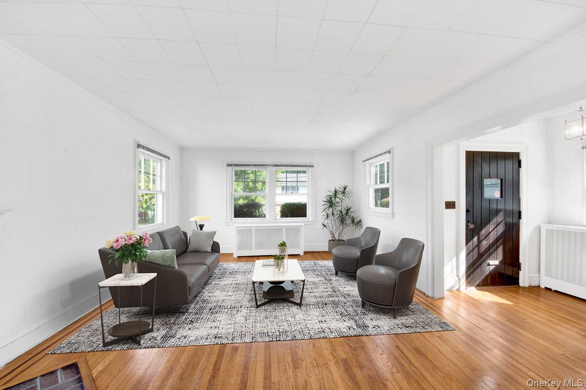 62 Dover Lane, Yonkers, NY 10710