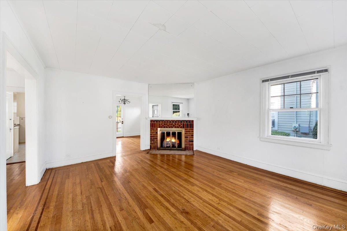 62 Dover Lane, Yonkers, NY 10710