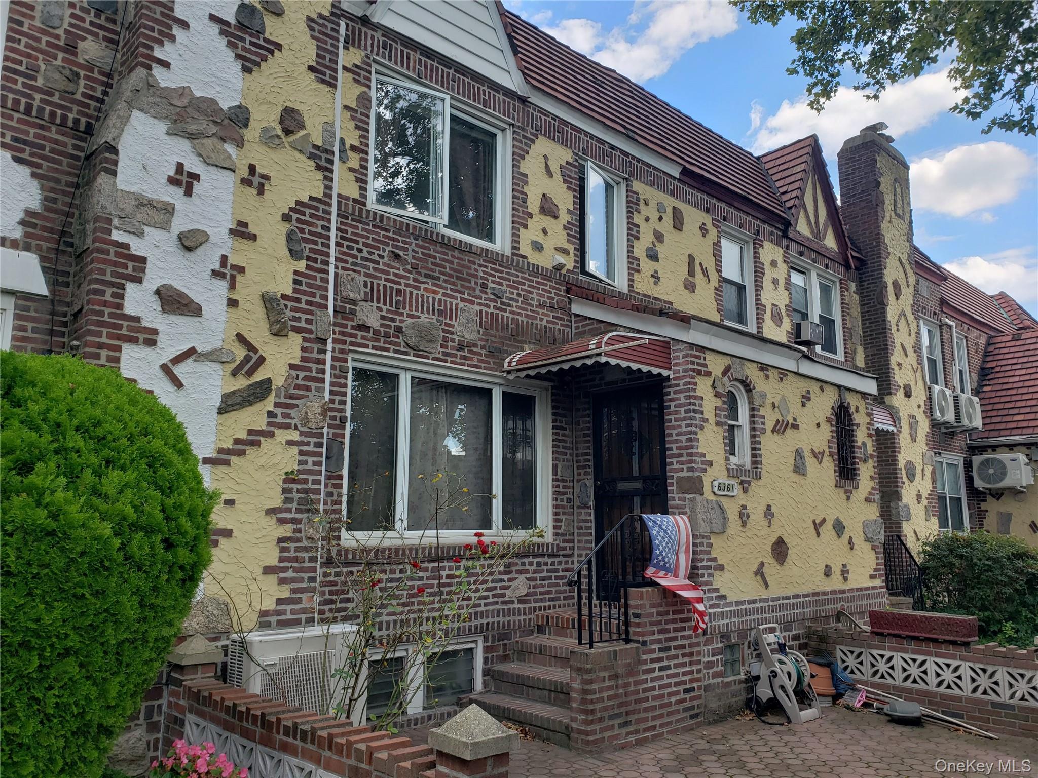 63-61 77th Street, Middle Village, NY 11379