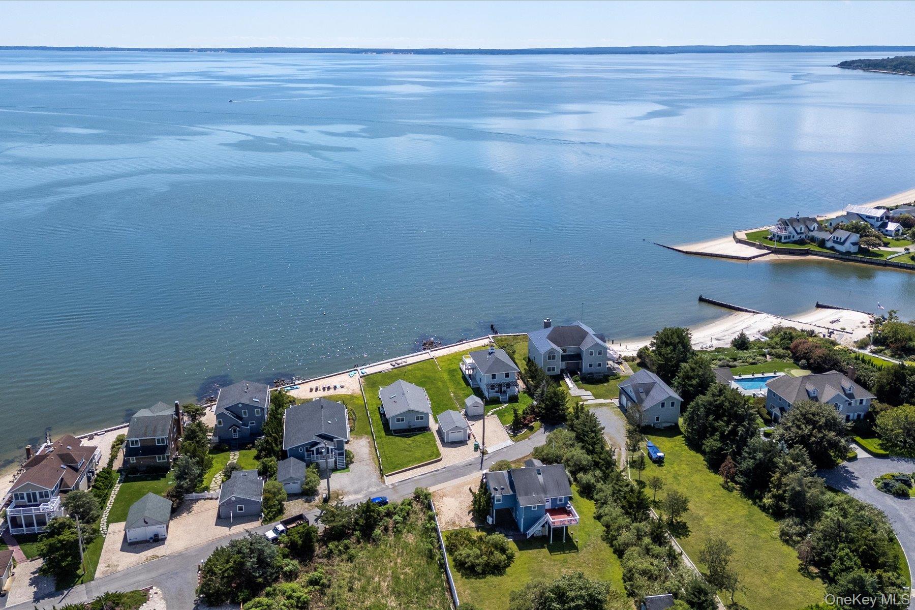 4415 Camp Mineola Road, Mattituck, NY 11952