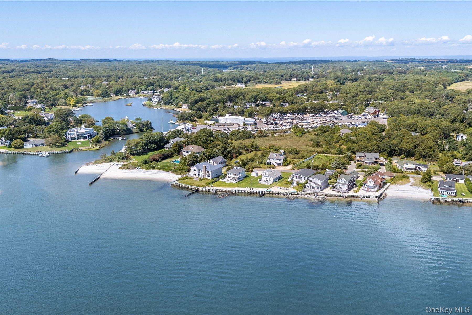 4415 Camp Mineola Road, Mattituck, NY 11952