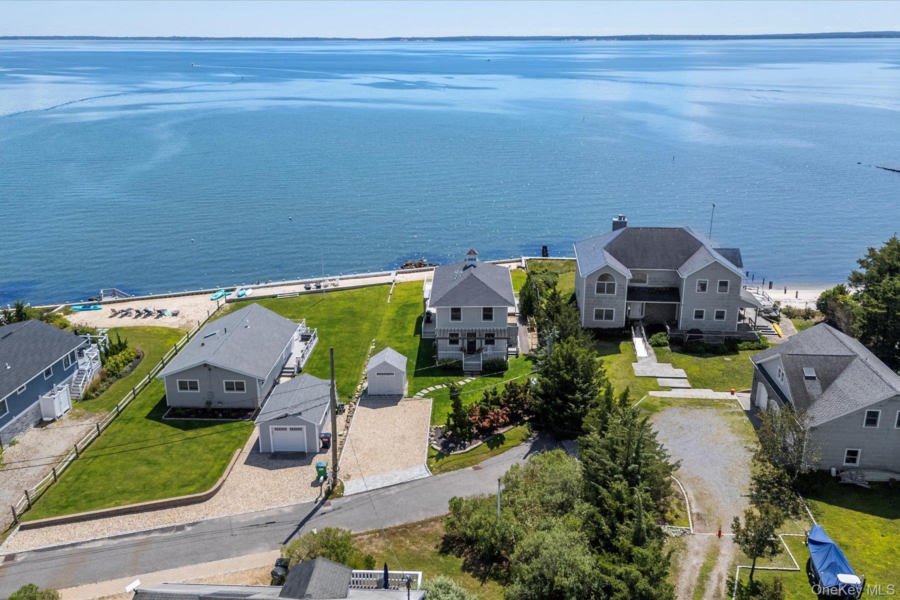 4415 Camp Mineola Road, Mattituck, NY 11952