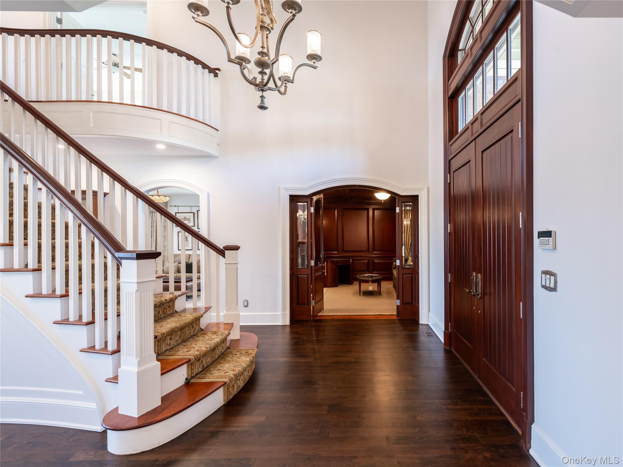 27 True Harbour Way, West Islip, NY 11795