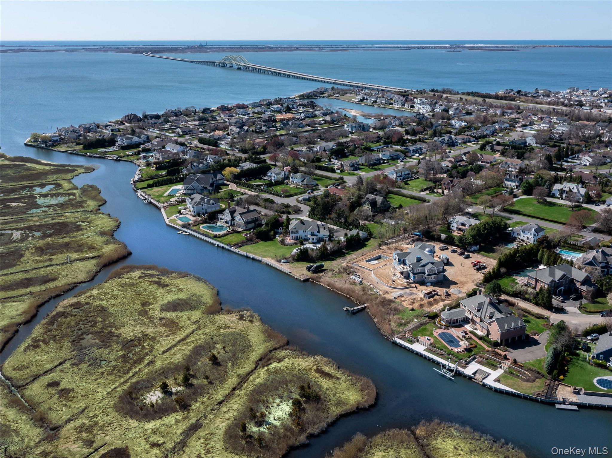 27 True Harbour Way, West Islip, NY 11795