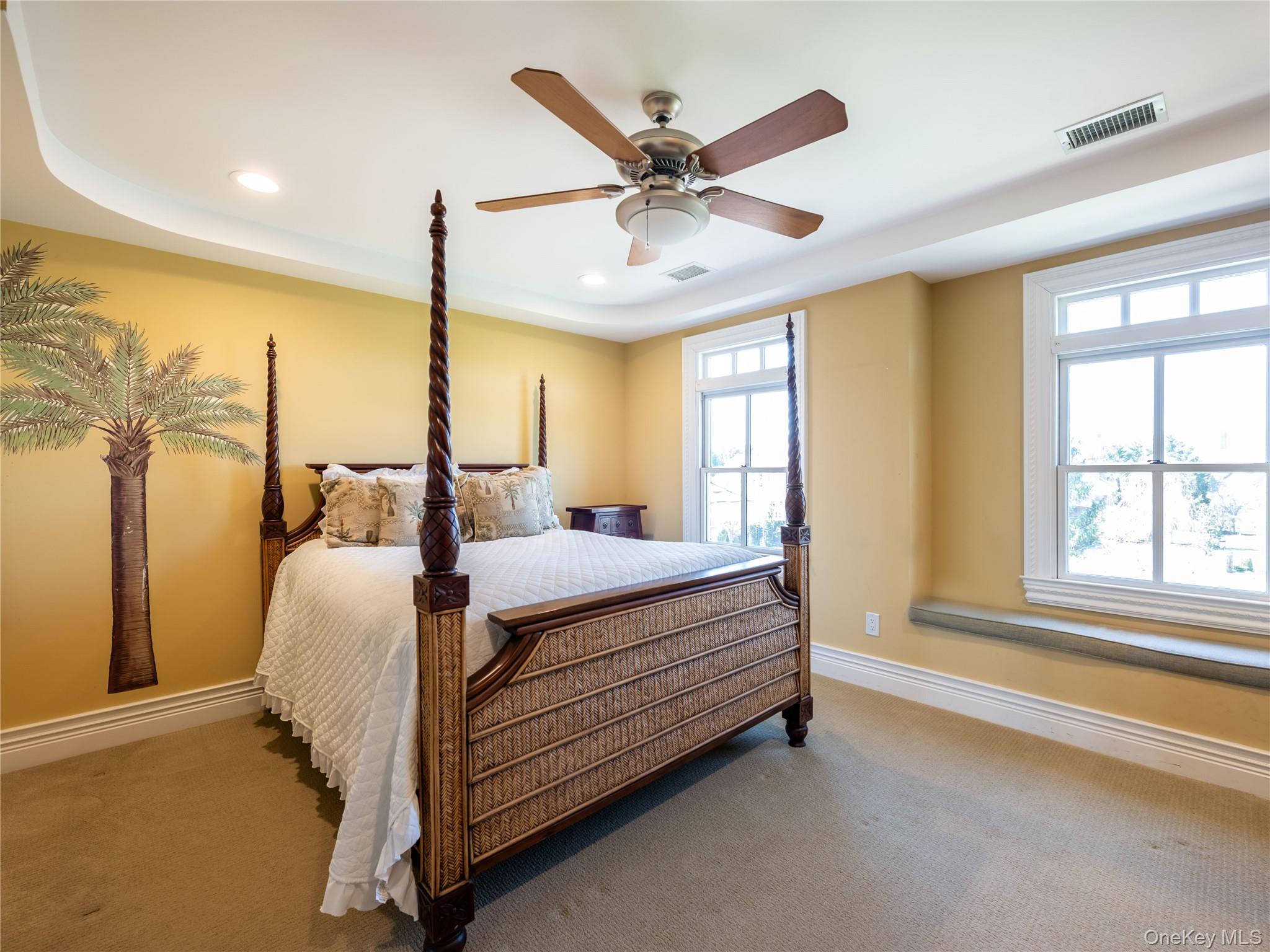 27 True Harbour Way, West Islip, NY 11795