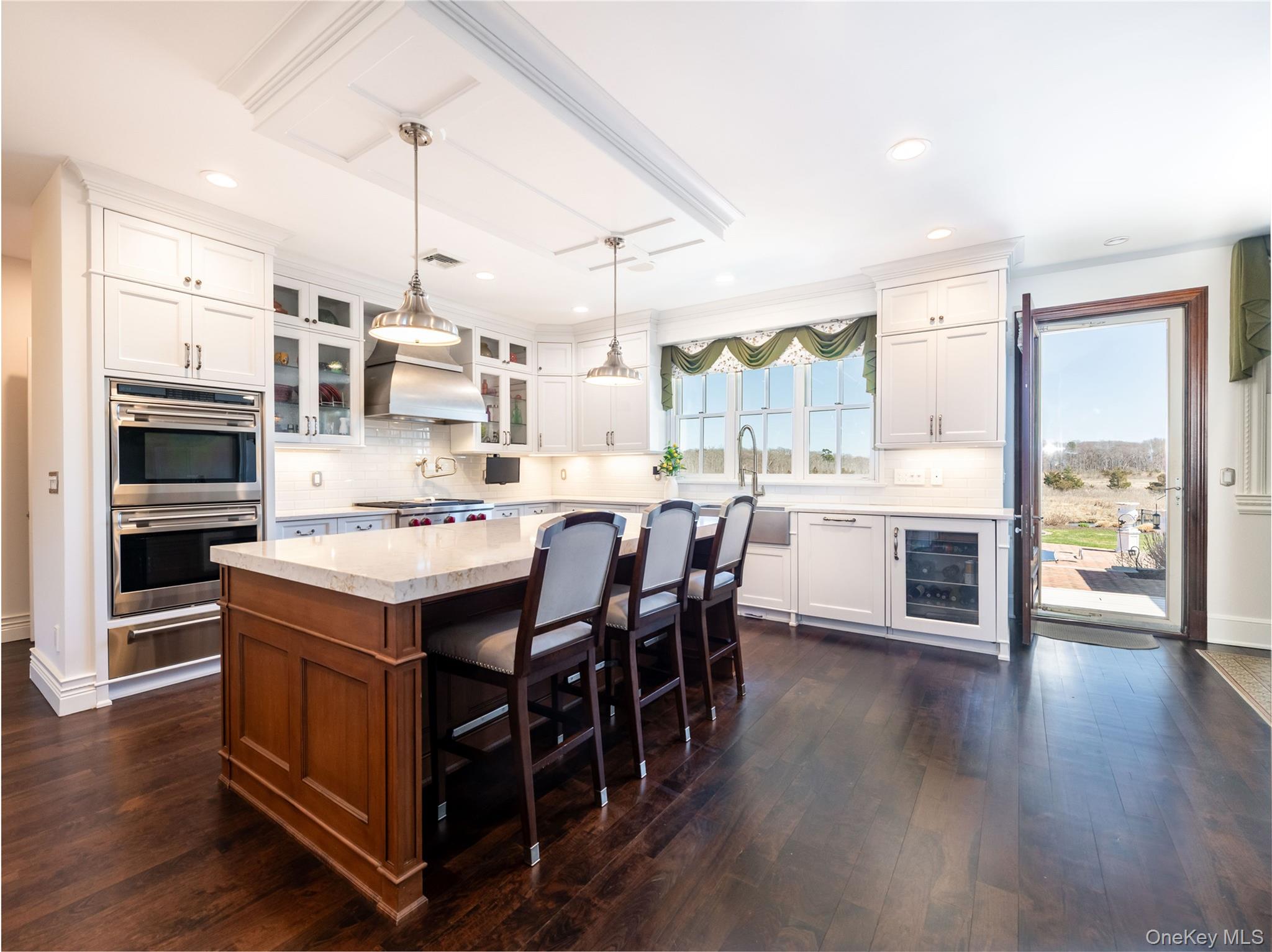 27 True Harbour Way, West Islip, NY 11795