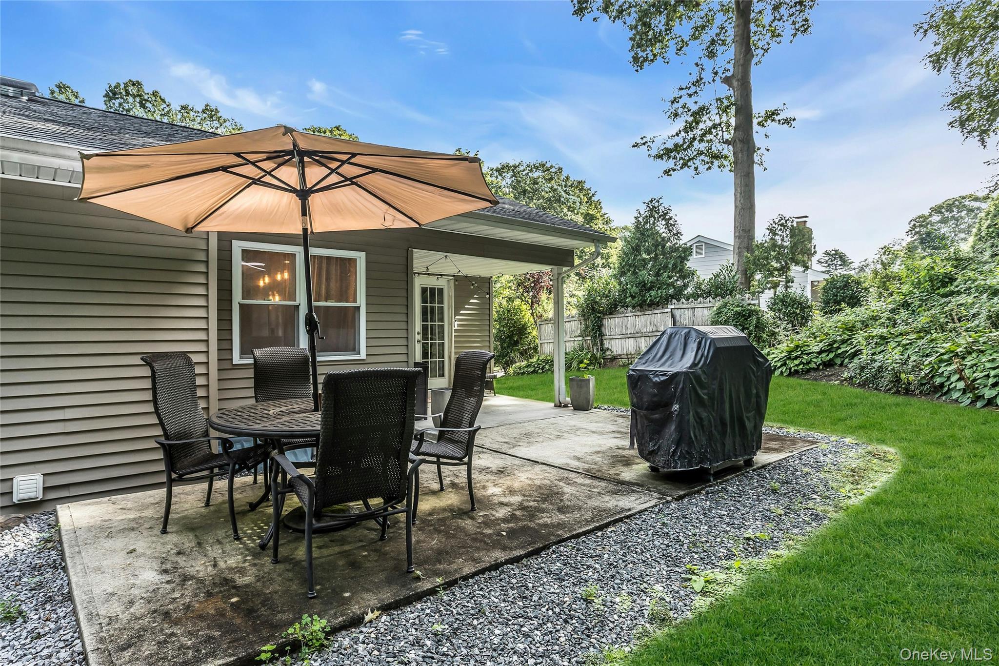 5 Meadowfield Lane, Glen Cove, NY 11542