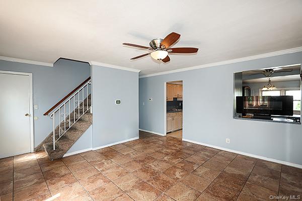 39 Inchcape Road, Bay Shore, NY 11706