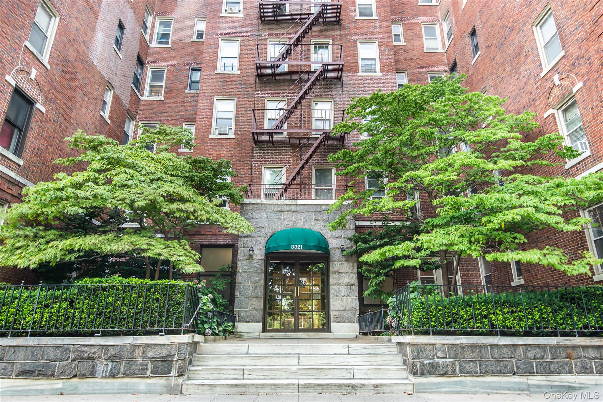 3321 Bruckner Boulevard # 4A, Bronx, NY 10461