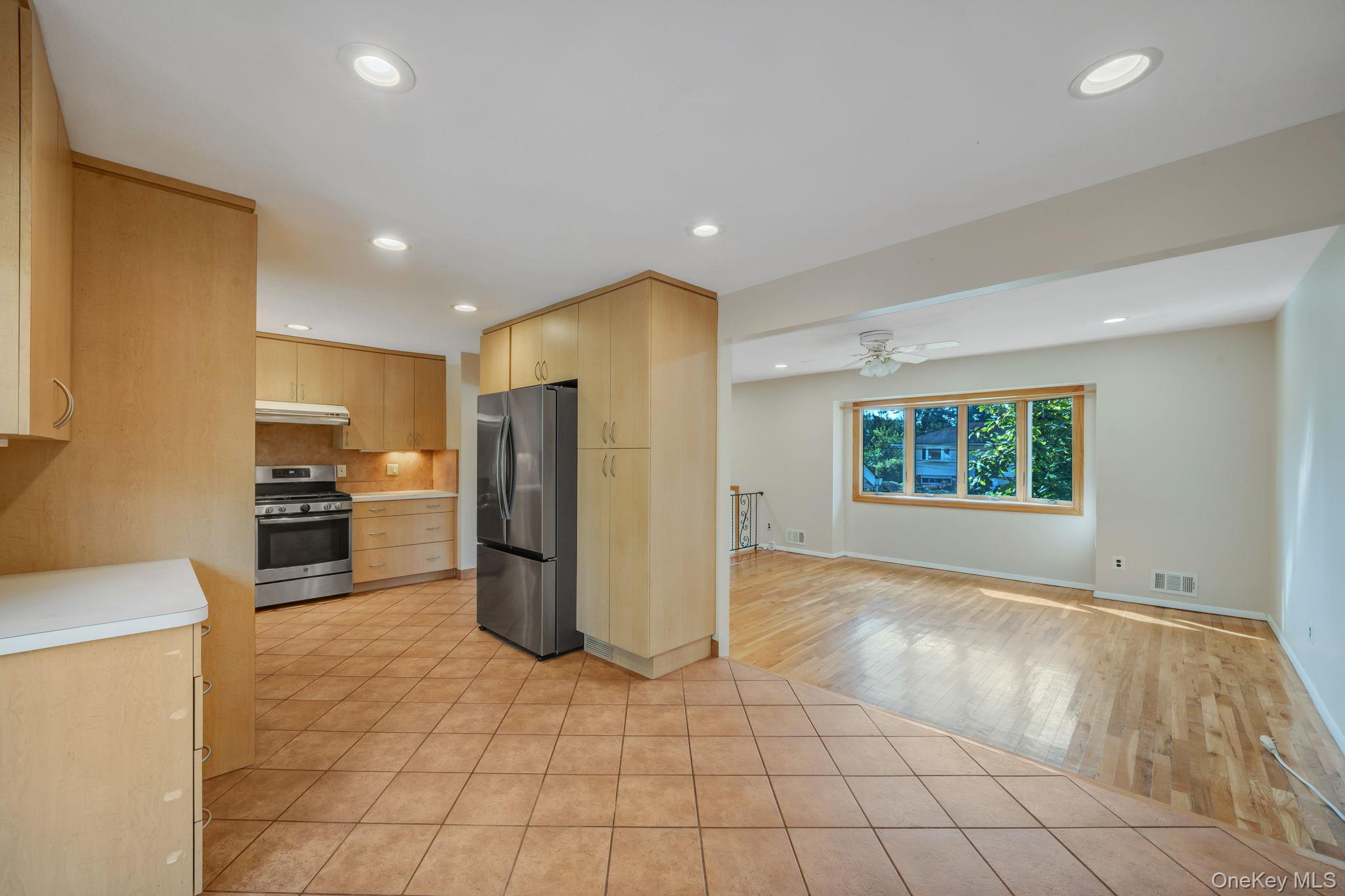 31 Craig Road, Islip Terrace, NY 11752