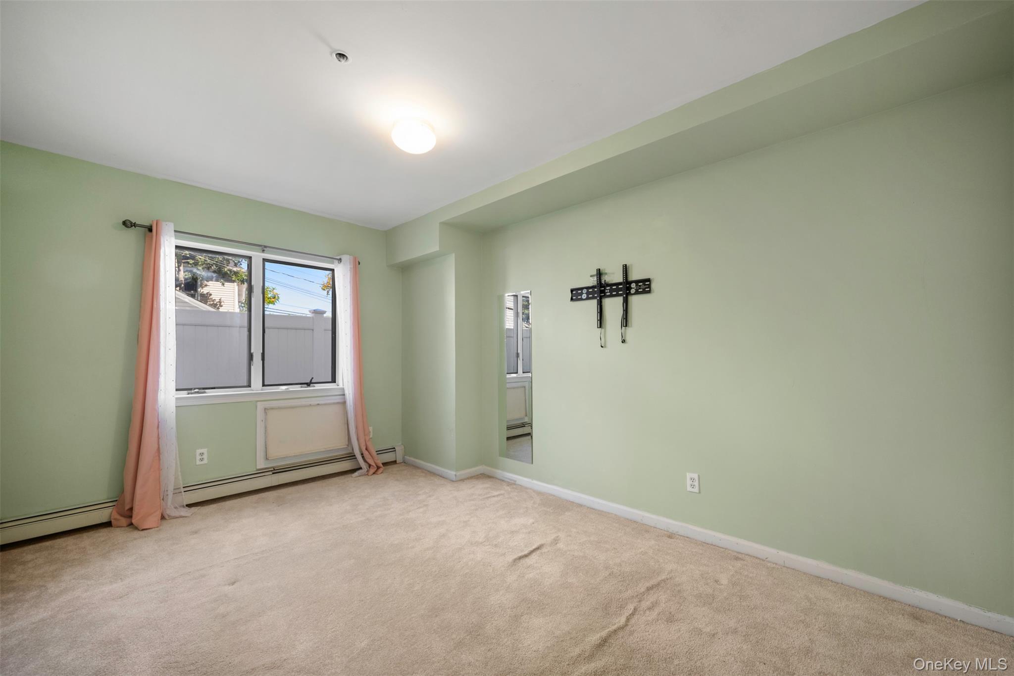 114 Atlantic Avenue # 89, Lynbrook, NY 11563