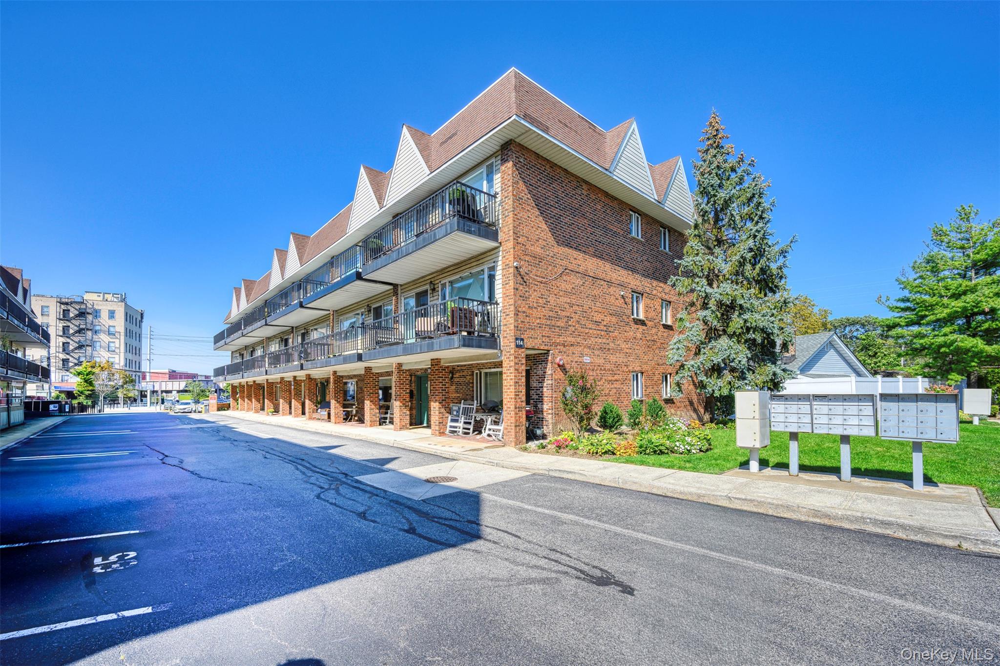 114 Atlantic Avenue # 89, Lynbrook, NY 11563