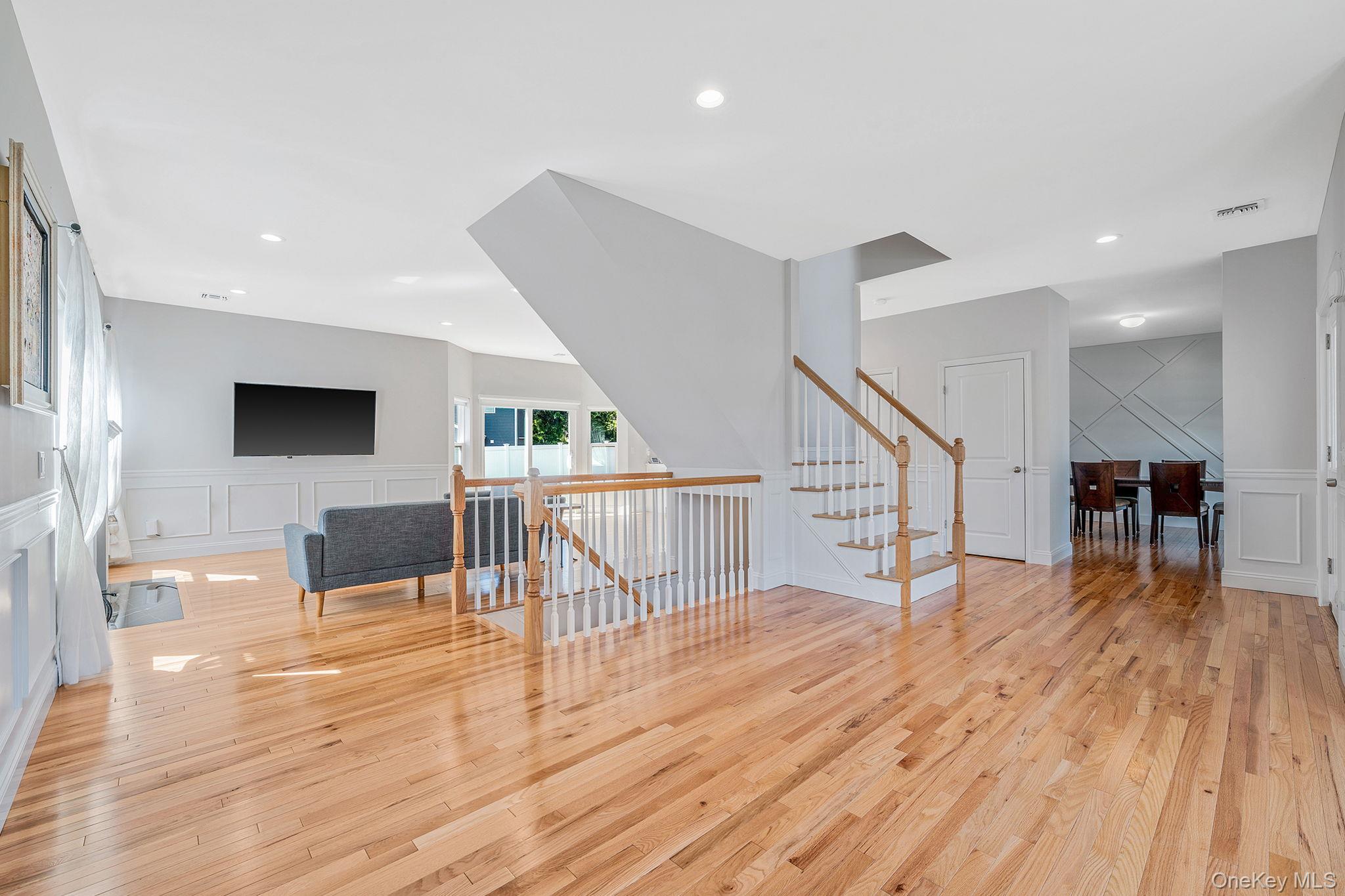 164 Chestnut Street, Mount Sinai, NY 11766