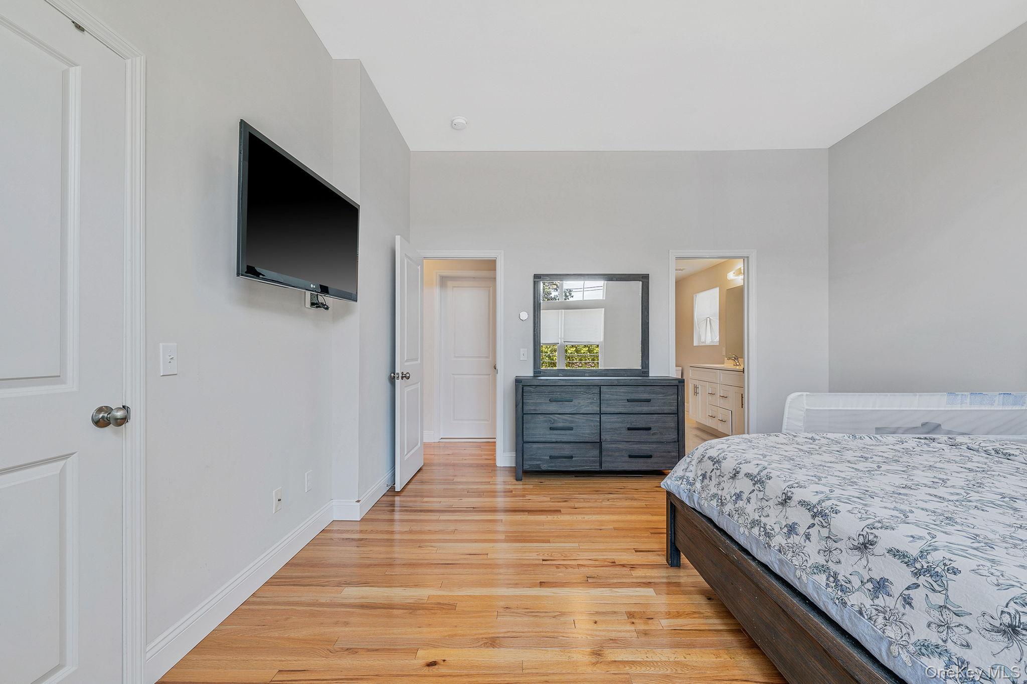 164 Chestnut Street, Mount Sinai, NY 11766