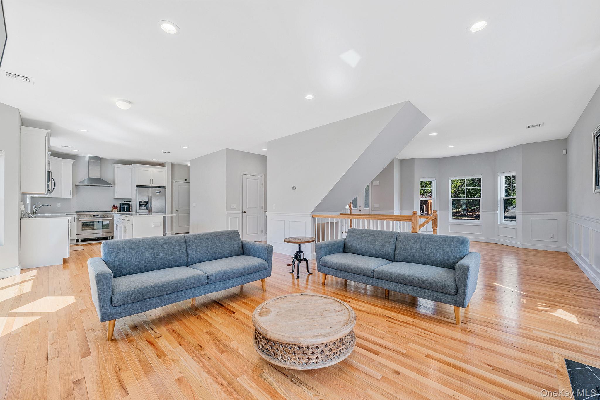 164 Chestnut Street, Mount Sinai, NY 11766